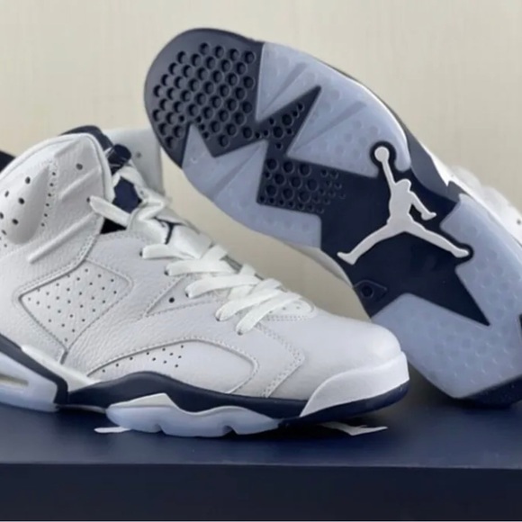 Nike Air Jordan 6 Retro Midnight Navy 2022 Mens 11 - Picture 5 of 6